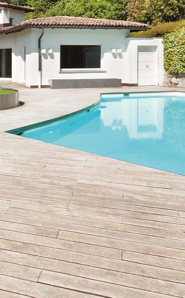 Poolterrassen